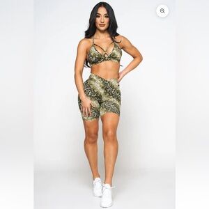 Athletic Biker Shorts (Scrunch back)